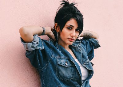 Mujer con tatuajes